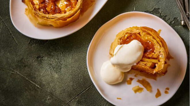 στρούντελ-μήλου-με-φύλλο-κρούστας-564047143