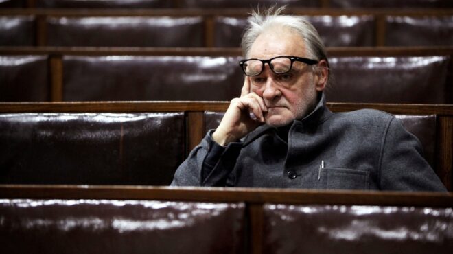 stream-cinema-δυόμισι-λεπτά-σιωπή-για-τον-μπέλα-564011554