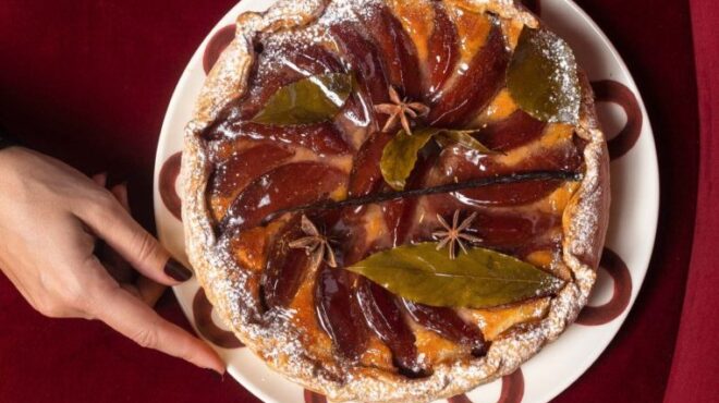 τάρτα-με-κυδώνια-και-σφολιάτα-από-τον-σ-564012871