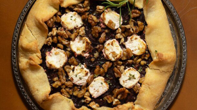 εύκολη-τάρτα-με-παντζάρια-και-κατσικί-564005473