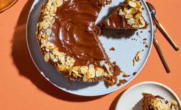 το-σοκολατένιο-κέικ-αμυγδάλου-της-τζο-564028183