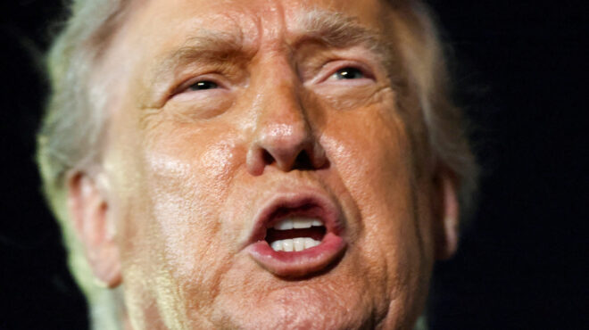 τραμπ-ο-θεός-είναι-πολύ-περήφανος-για-564032980