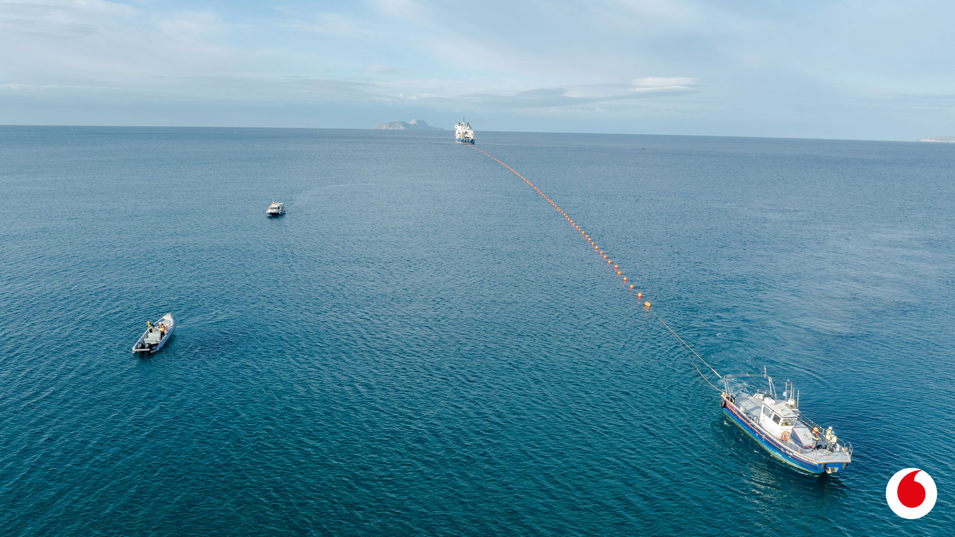 Vodafone: Nέα υποθαλάσσια διασύνδεση Κρήτης- Αθήνας μέσω Μήλου-1