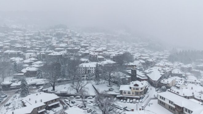 πόλεμος-μετεωρολόγων-για-τον-χιονι-564011662