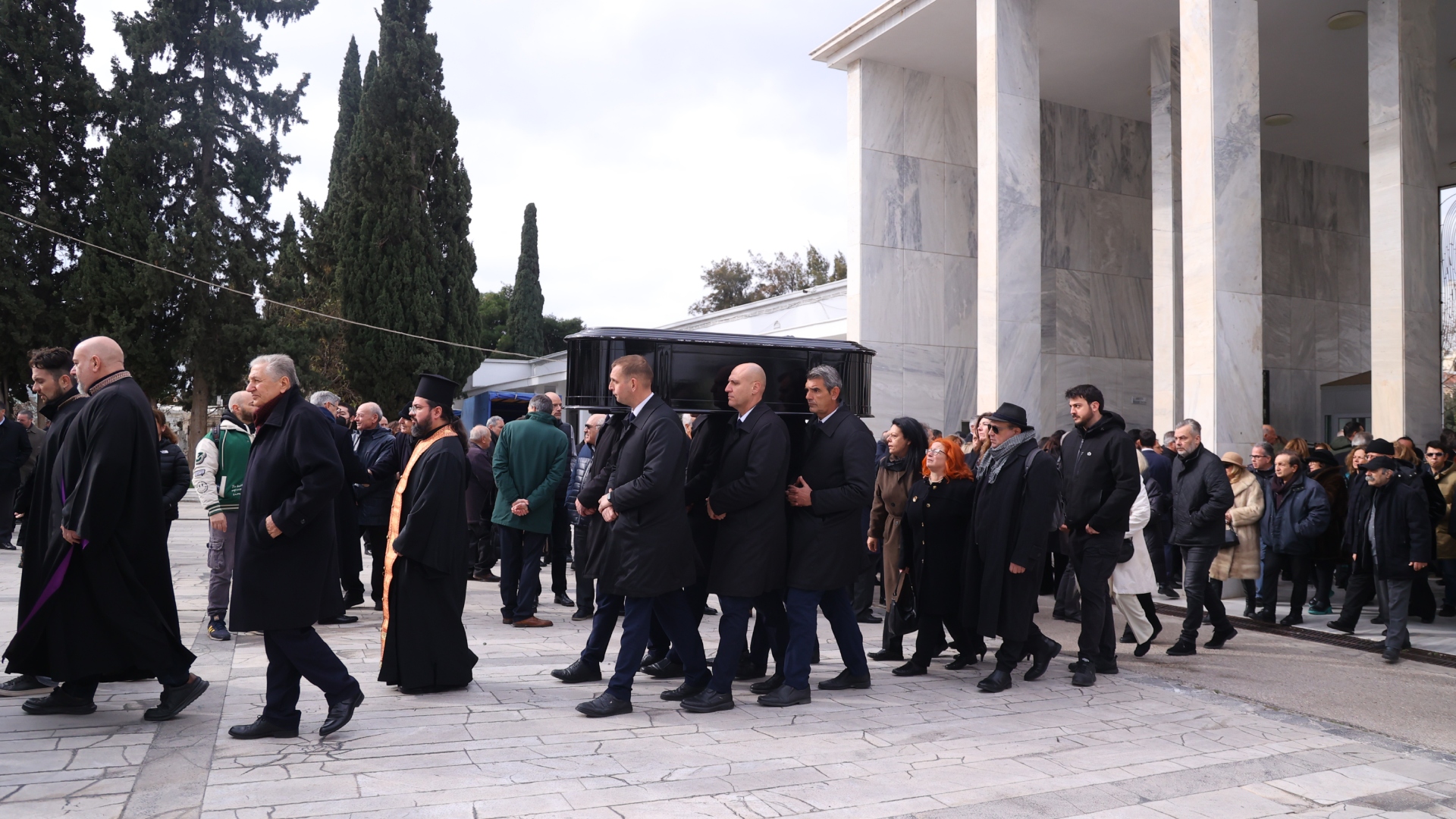 Τελευταίο αντίο στην ηθοποιό Μέλπω Ζαρόκωστα [εικόνες]-9