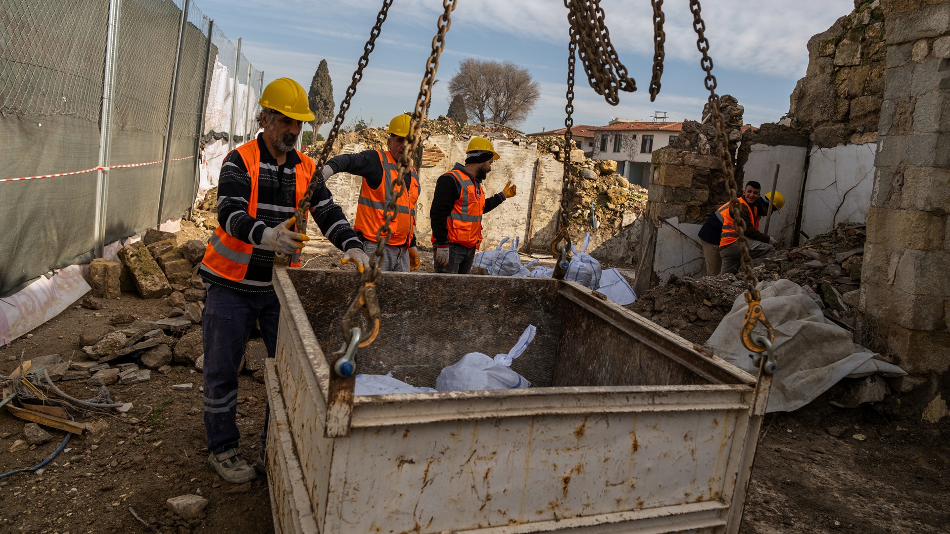Αντιόχεια, τρία χρόνια μετά τους σεισμούς: Μια Τουρκάλα αρχιτέκτων αναστηλώνει την εκκλησία του Αγίου Παύλου-3
