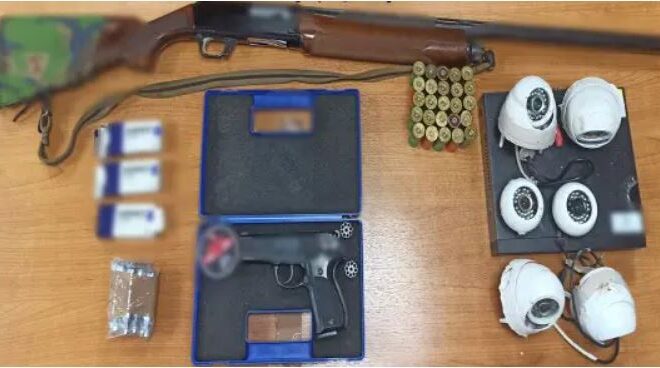 ανω-λιόσια-συνελήφθη-66χρονος-με-όπλα-ν-564067102