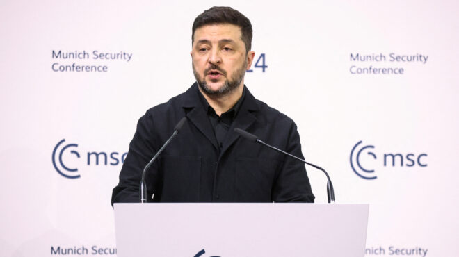 ζελένσκι-η-ουκρανία-δεν-χάνει-τον-πόλε-564089695