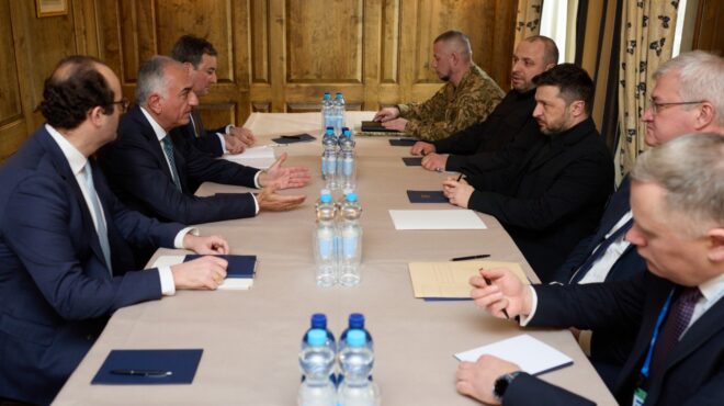 συνάντηση-ζελένσκι-με-τον-εξόριστο-γι-564076879