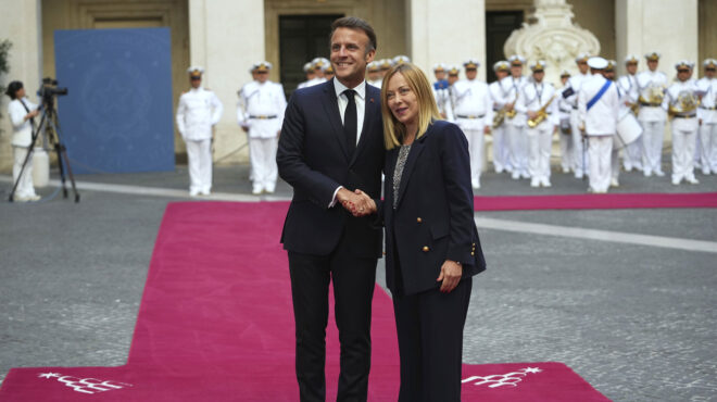 η-ευρώπη-καλεί-μόσχα-για-το-ουκρανικό-564071800