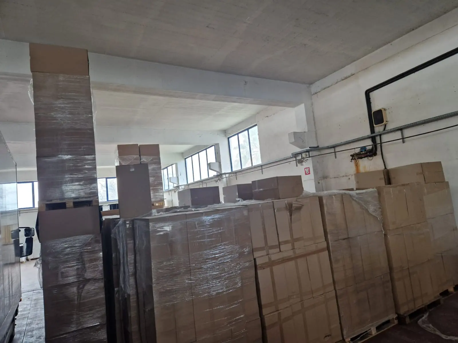 Πώς δρούσε το κύκλωμα με τα λαθραία τσιγάρα: Ο «Πούτιν», τα πολυτελή ακίνητα και ο ρόλος του αστυνομικού-5