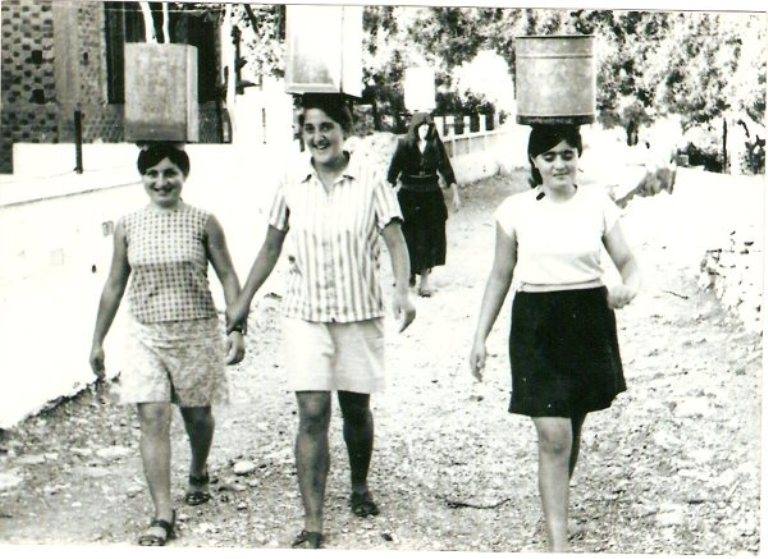 Οταν το στρώμα της νύφης ήταν «γιομάτο μαλλί» και τα σεντόνια με «ξωτικές ίνες»-1