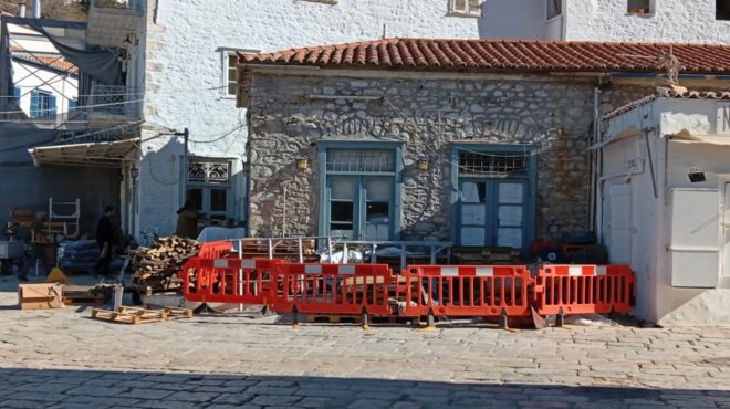 ο-μπραντ-πιτ-στην-υδρα-παντού-σκην-564086437