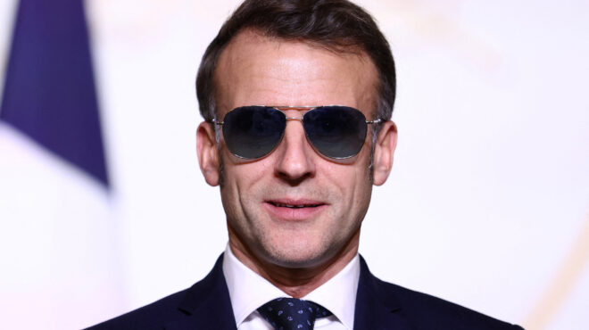 ο-μακρόν-για-ελλάδα-ρωσία-και-ευρωομόλ-564056170