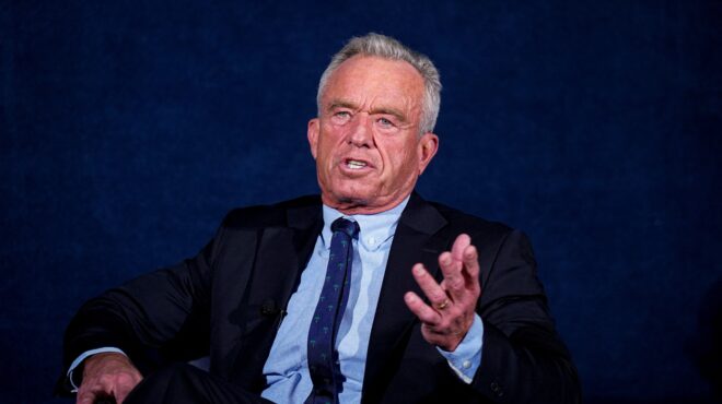 ο-κένεντι-υποστηρίζει-τώρα-πως-η-κετογ-564063817