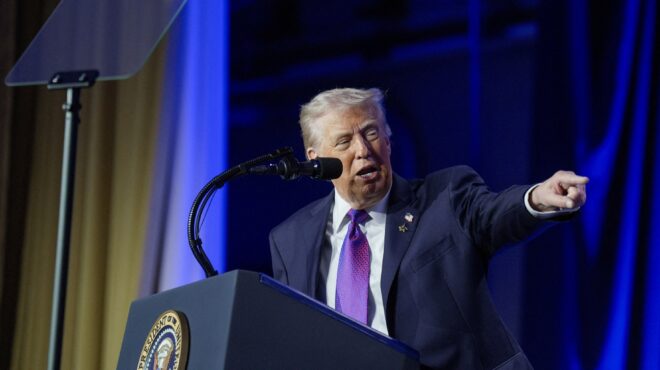 ηπα-ο-τραμπ-θέλει-τώρα-το-όνομά-του-στο-564063922