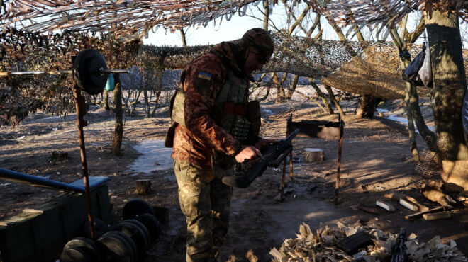 ρωσία-χρυσά-τα-αγγούρια-εν-μέσω-πολέ-564082609