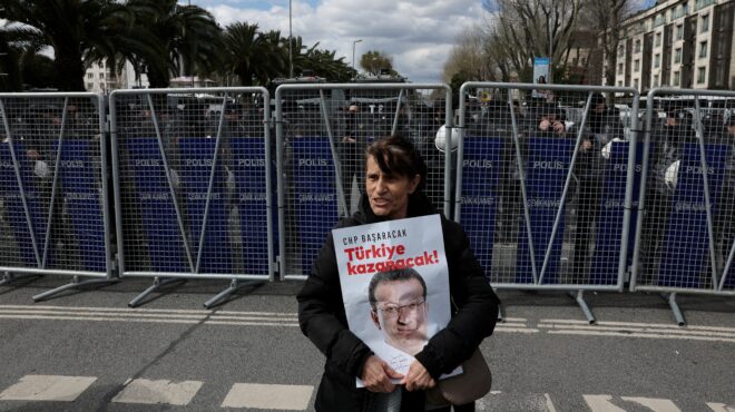 στο-εδώλιο-ξανά-ο-ιμάμογλου-για-το-πλα-564080350