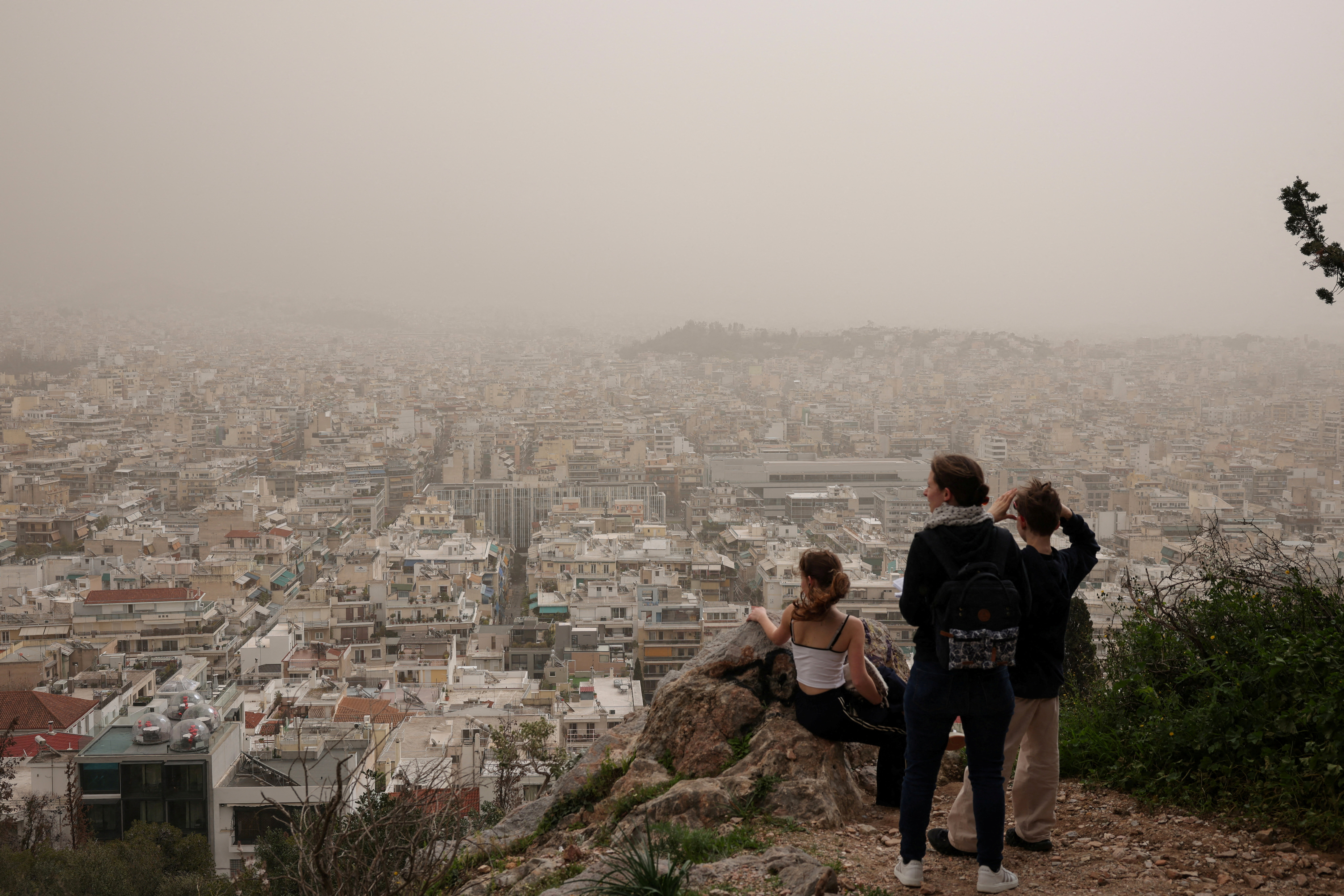 Πέπλο σκόνης έπνιξε μεγάλο μέρος της χώρας – Δορυφορική εικόνα-5