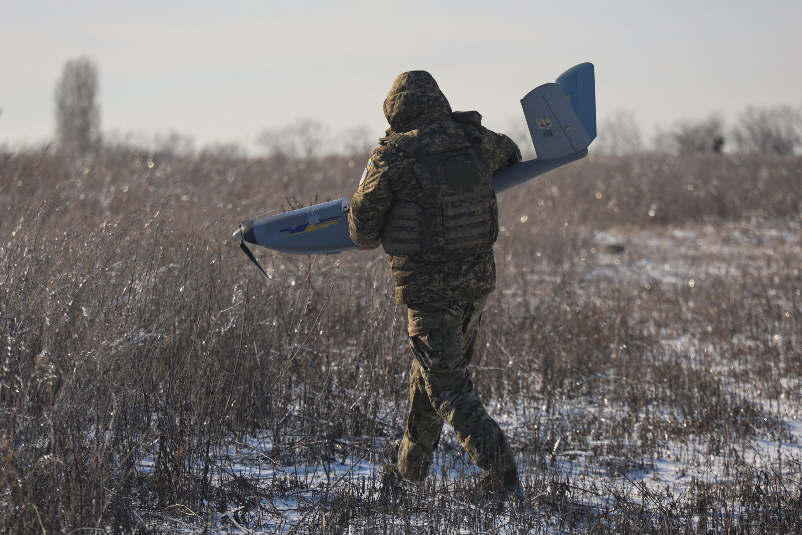 ελληνας-εκπαιδευτής-κανείς-να-μη-ζήσε-564092731