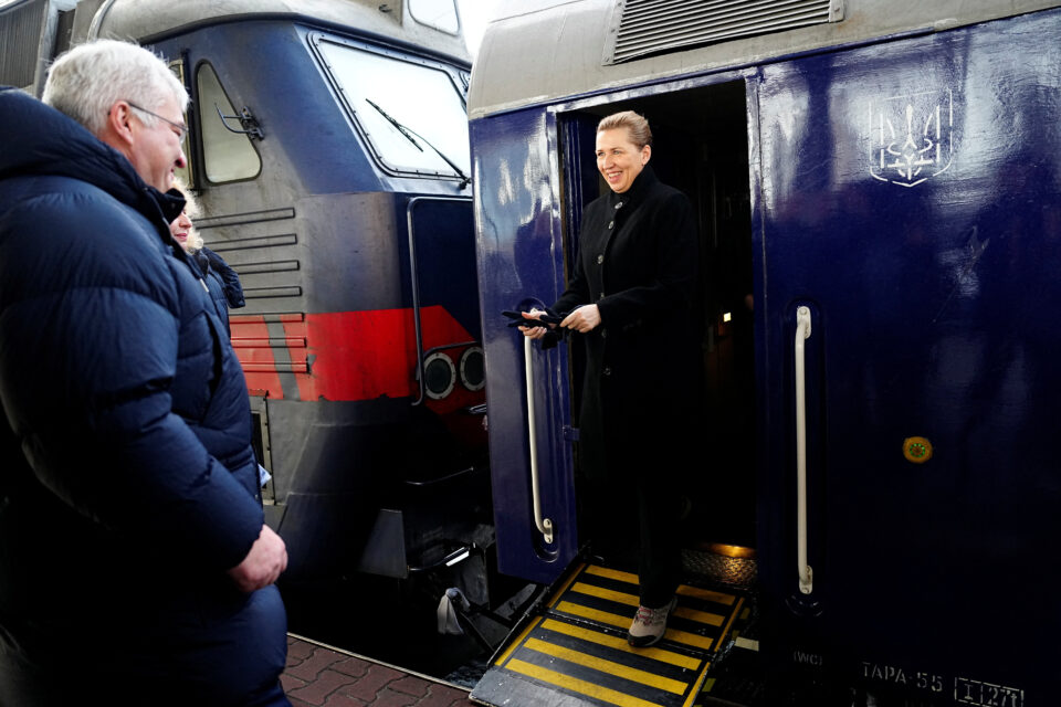 Με «άδεια χέρια» στο Κίεβο οι πρόεδροι των ευρωπαϊκών θεσμών στην τέταρτη επέτειο της ρωσικής εισβολής-1