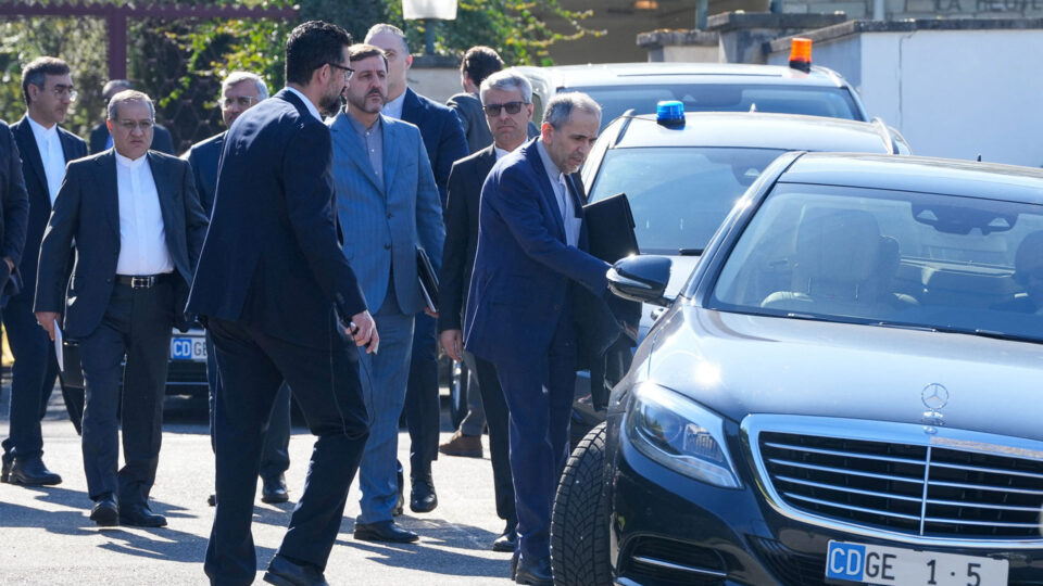 ΗΠΑ – Ιράν: Αντιφατικά μηνύματα από Γενεύη, στη Βιέννη ο νέος γύρος συνομιλιών-1