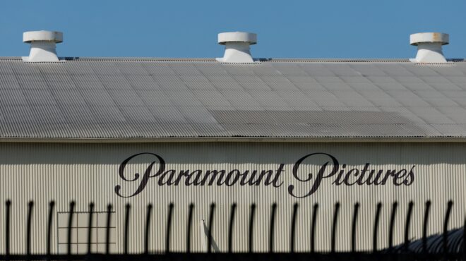 η-netflix-αποσύρει-την-προσφορά-της-για-την-ε-564098995