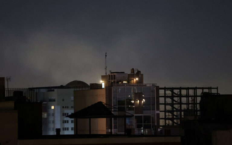 live-ηπα-και-ισραήλ-χτύπησαν-το-ιράν-ανα-564102679