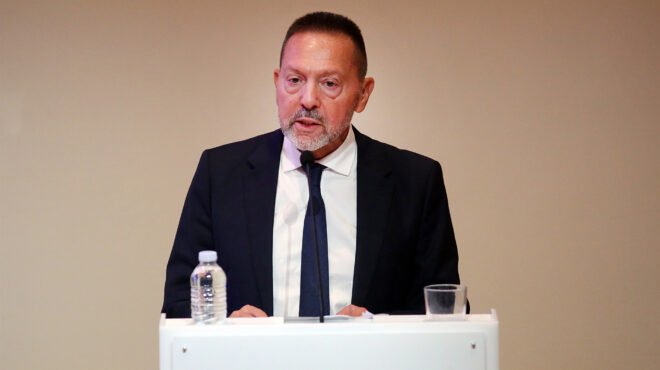 παραμένει-χαμηλή-η-αγοραστική-δύναμη-564097021