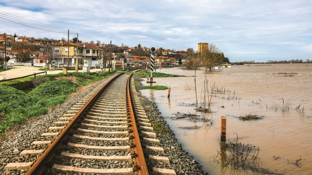 η-κ-στον-εβρο-παρακαλούσαν-για-νερό-564094873