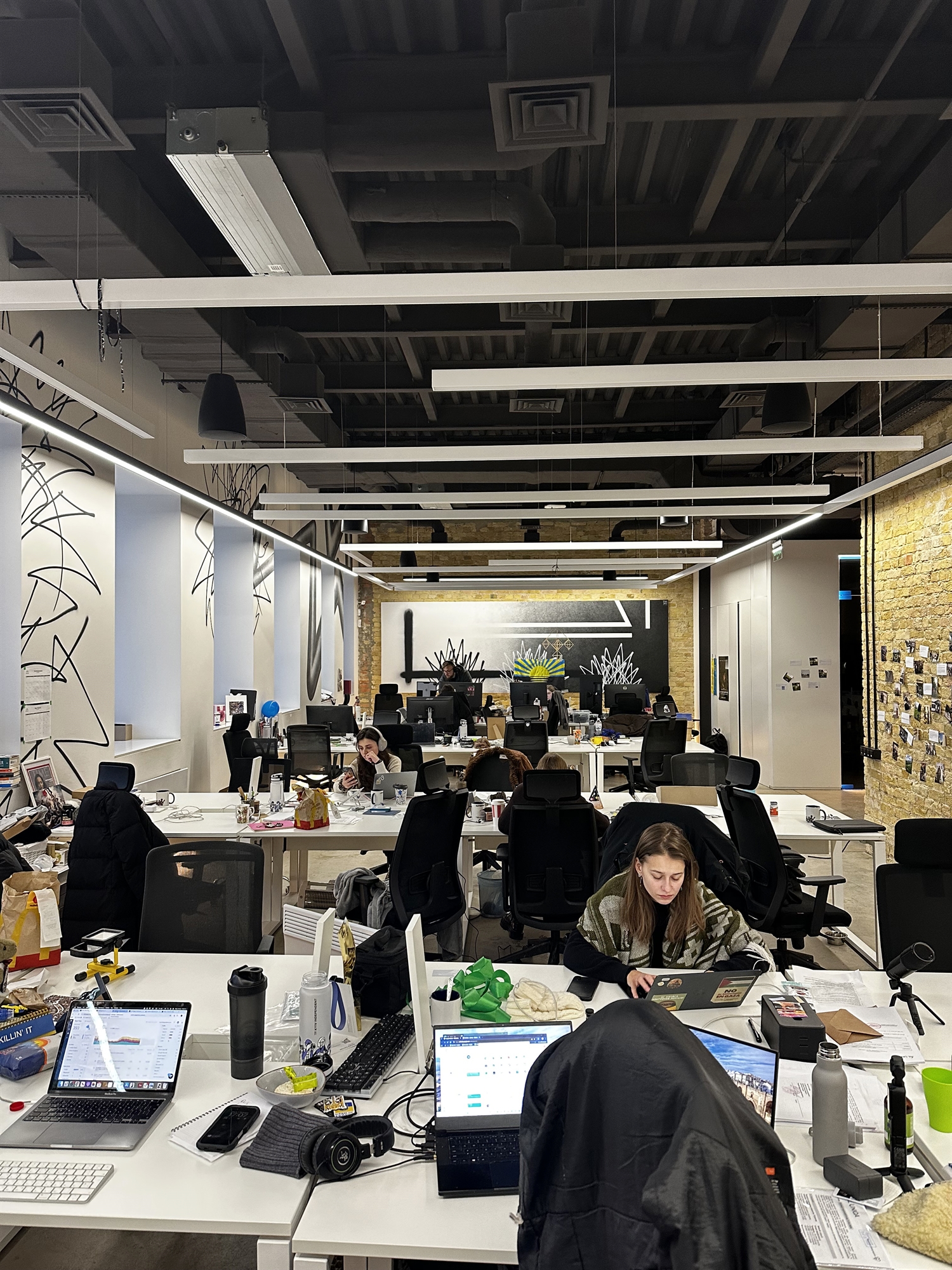 Ελα να σου δείξω τους νεκρούς μου-6