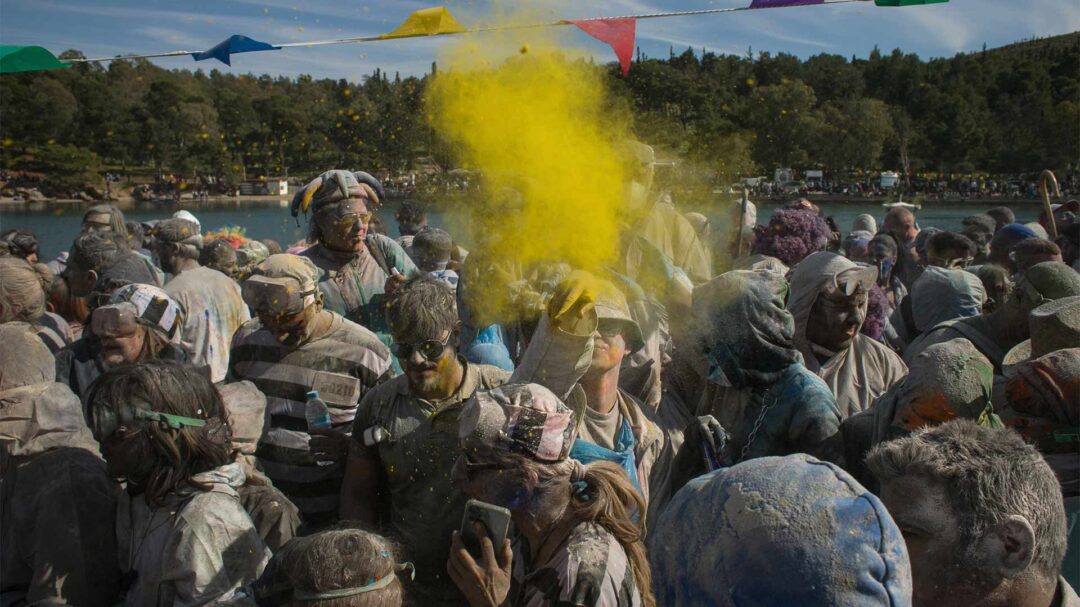 οι-απόκριες-της-ελλάδας-6-τόποι-και-τα-έ-564076873