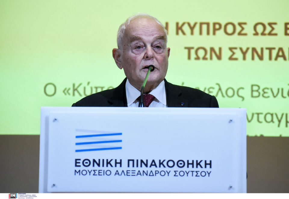 Αντώνης Μανιτάκης: Εφυγε από τη ζωή σε ηλικία 82 ετών-1