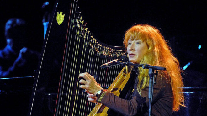 οταν-η-χάρις-αλεξίου-μάς-σύστησε-τη-loreena-mckennitt-564072670