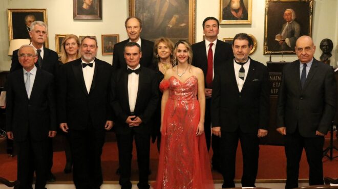 γκαλά-όπερας-για-τα-190-χρόνια-από-την-ίδρ-564060853