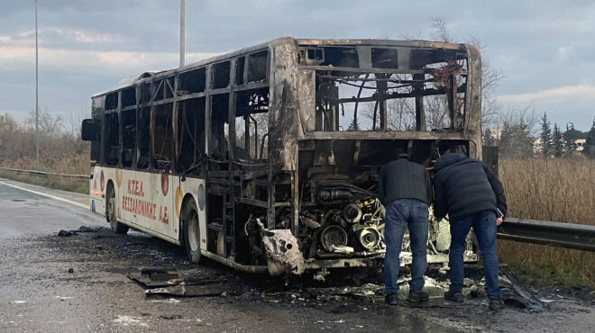 θεσσαλονίκη-γιατί-καίγονται-λεωφορε-564076603