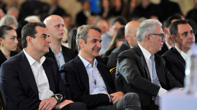 στο-στόχαστρο-της-ν-δ-15-από-το-πασοκ-564060619