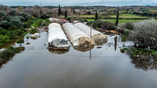 προβλήματα-από-την-έντονη-βροχόπτωση-564076309