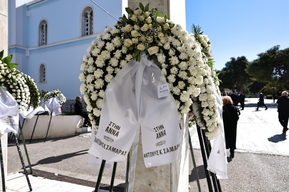 Αννα Ψαρούδα-Μπενάκη: Στο Α΄ Νεκροταφείο το «τελευταίο αντίο»-12