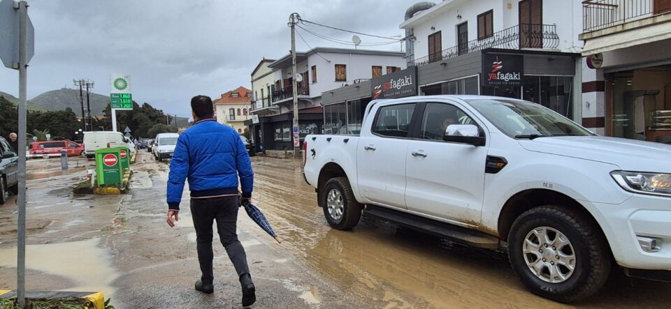 Λήμνος: Αίτημα να κηρυχθεί σε κατάσταση έκτακτης ανάγκης – Εκτεταμένες ζημιές από την κακοκαιρία-2