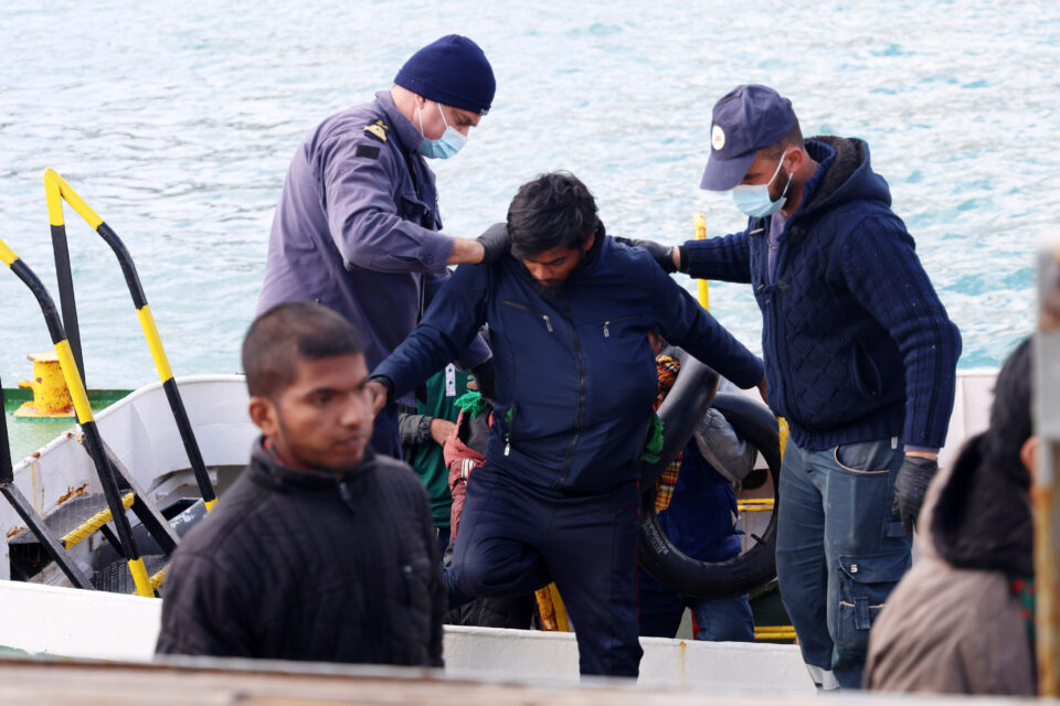 Ναυάγιο στην Κρήτη: Ερευνες για 25 αγνοούμενους – Τουλάχιστον τρεις οι νεκροί-1