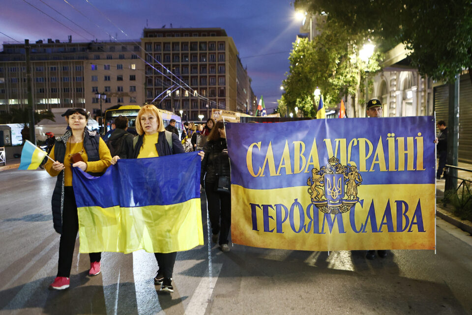 Ουκρανία: Συγκέντρωση στο Σύνταγμα για τα τέσσερα χρόνια από τη ρωσική εισβολή-14