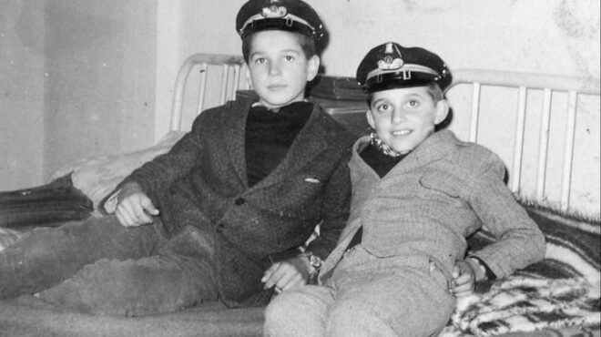 διάβαζε-γιατί-θα-σε-στείλω-στο-τσοτύλ-564076456