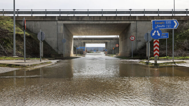 εβρος-ελλάδα-τουρκία-και-βουλγαρία-στ-564094867