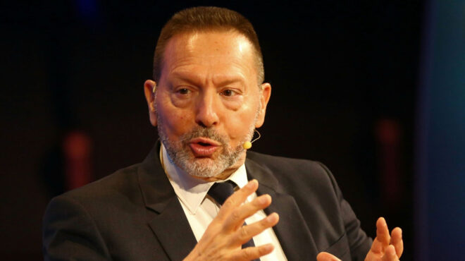 καμία-ανησυχία-για-το-ευρώ-564066859