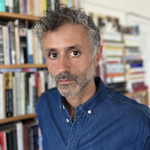 Γκιντεόν Λιούις Κρος: Στα άδυτα  μιας τεχνητής ψυχής-1