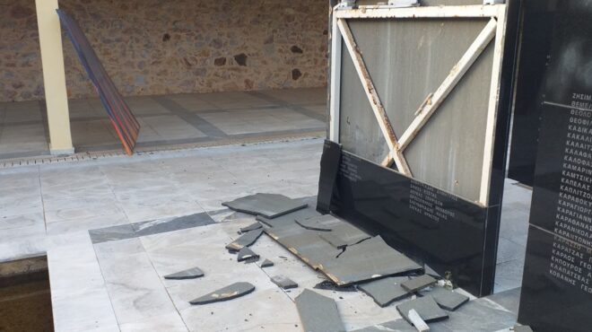 φθορές-στο-μνημείο-των-200-εκτελεσθέντων-564079942