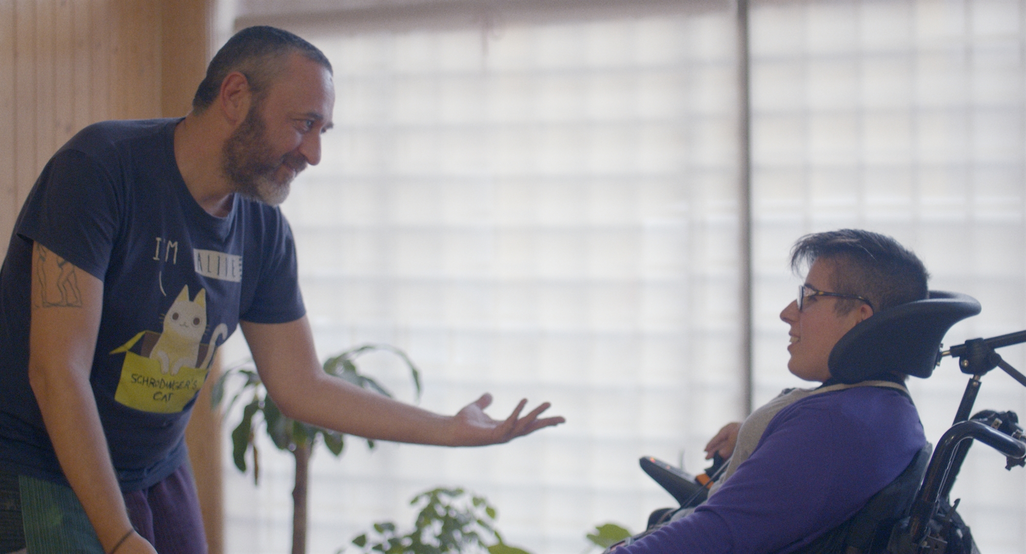 Σιαμάκ Ετεμάντι: «Ηταν καιρός να σπάσει το ταμπού»-2