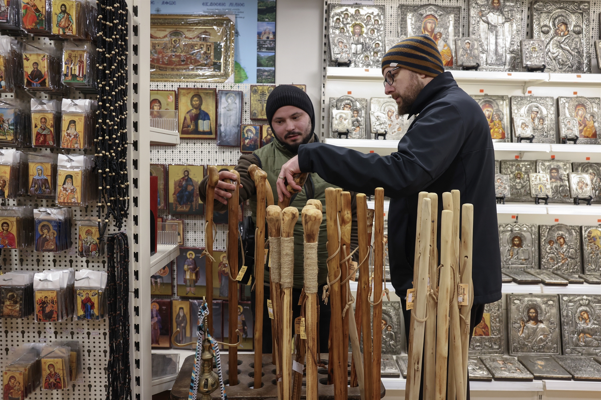 Τι ζητούν οι Ρουμάνοι στο Αγιον Ορος-4