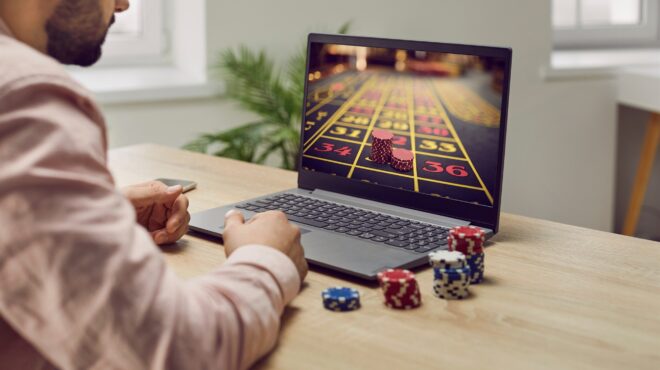 εως-10-χρόνια-φυλάκιση-για-παράνομο-τζόγ-564098827